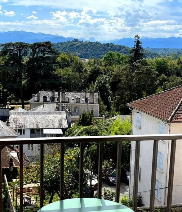 דירות Pau Centre Vue Sur Les Pyrenees Pour 2 Nuits Au Minimum מראה חיצוני תמונה
