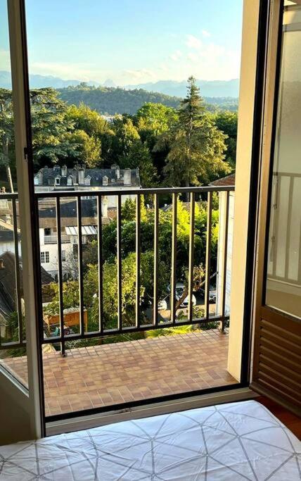 דירות Pau Centre Vue Sur Les Pyrenees Pour 2 Nuits Au Minimum מראה חיצוני תמונה