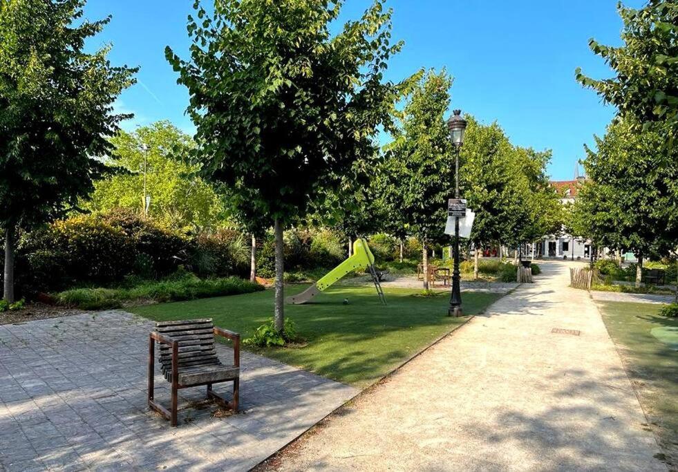 דירות Pau Centre Vue Sur Les Pyrenees Pour 2 Nuits Au Minimum מראה חיצוני תמונה